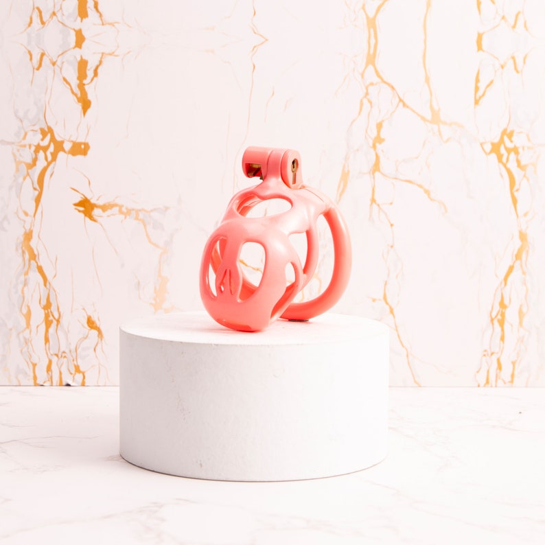 The Phantom V1 Chastity Device – 3D Printed Nylon